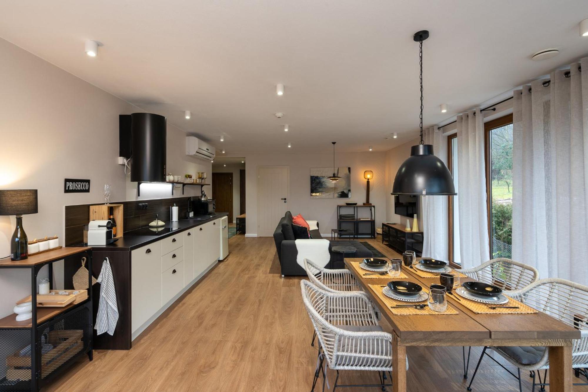 Zaka Apartments Krakow Bagian luar foto